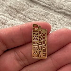 14k Gold pendant (no chain)